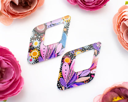 Abstract Flower Teardrop Earrings Blanks